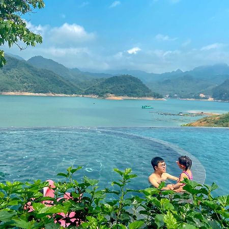 Mai Chau Hideaway Lake Resort Exterior photo