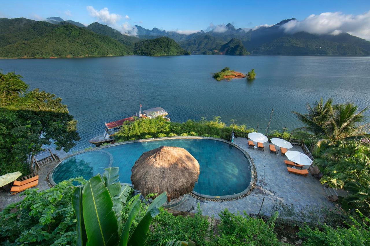 Mai Chau Hideaway Lake Resort Exterior photo