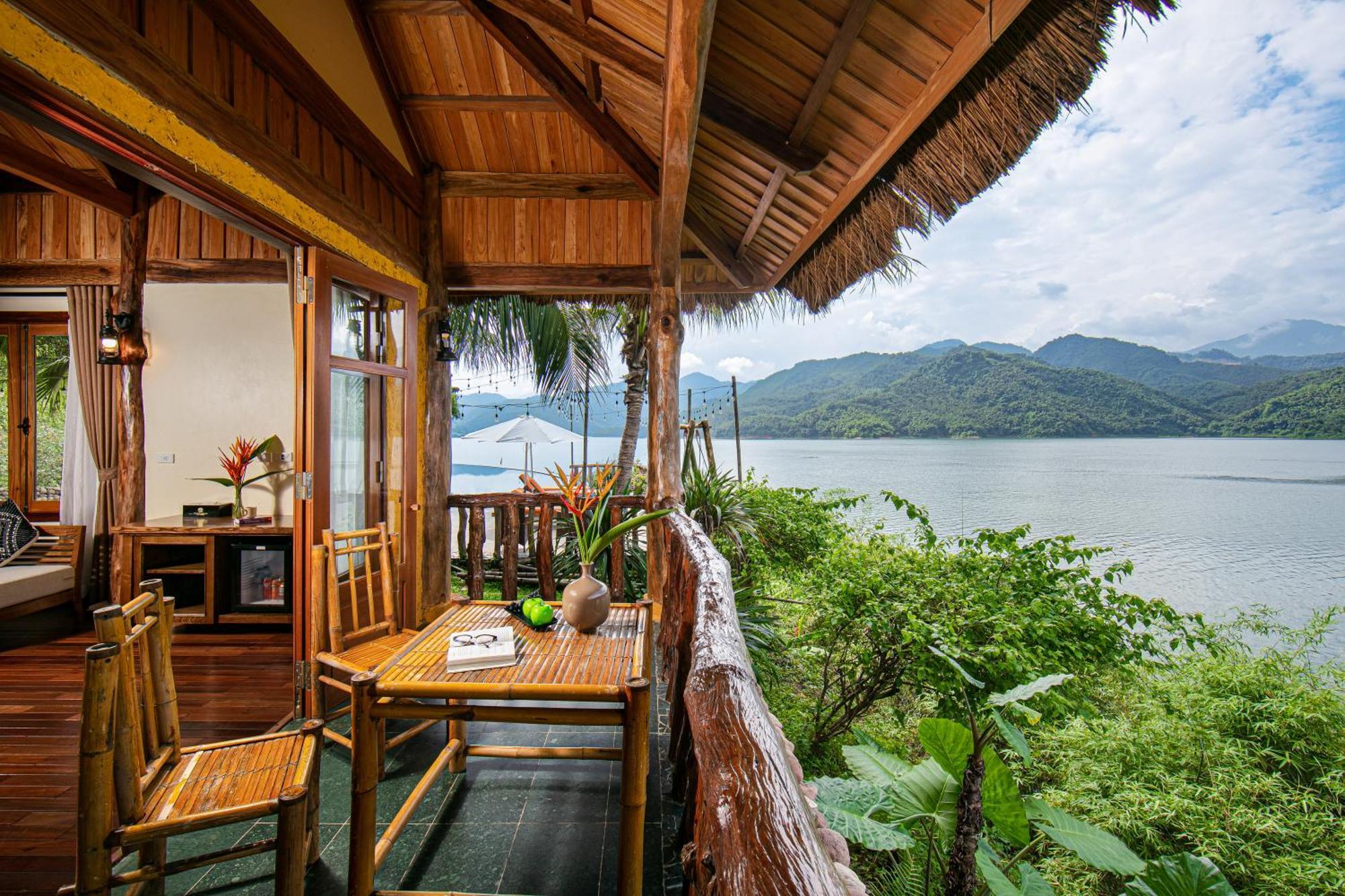 Mai Chau Hideaway Lake Resort Exterior photo